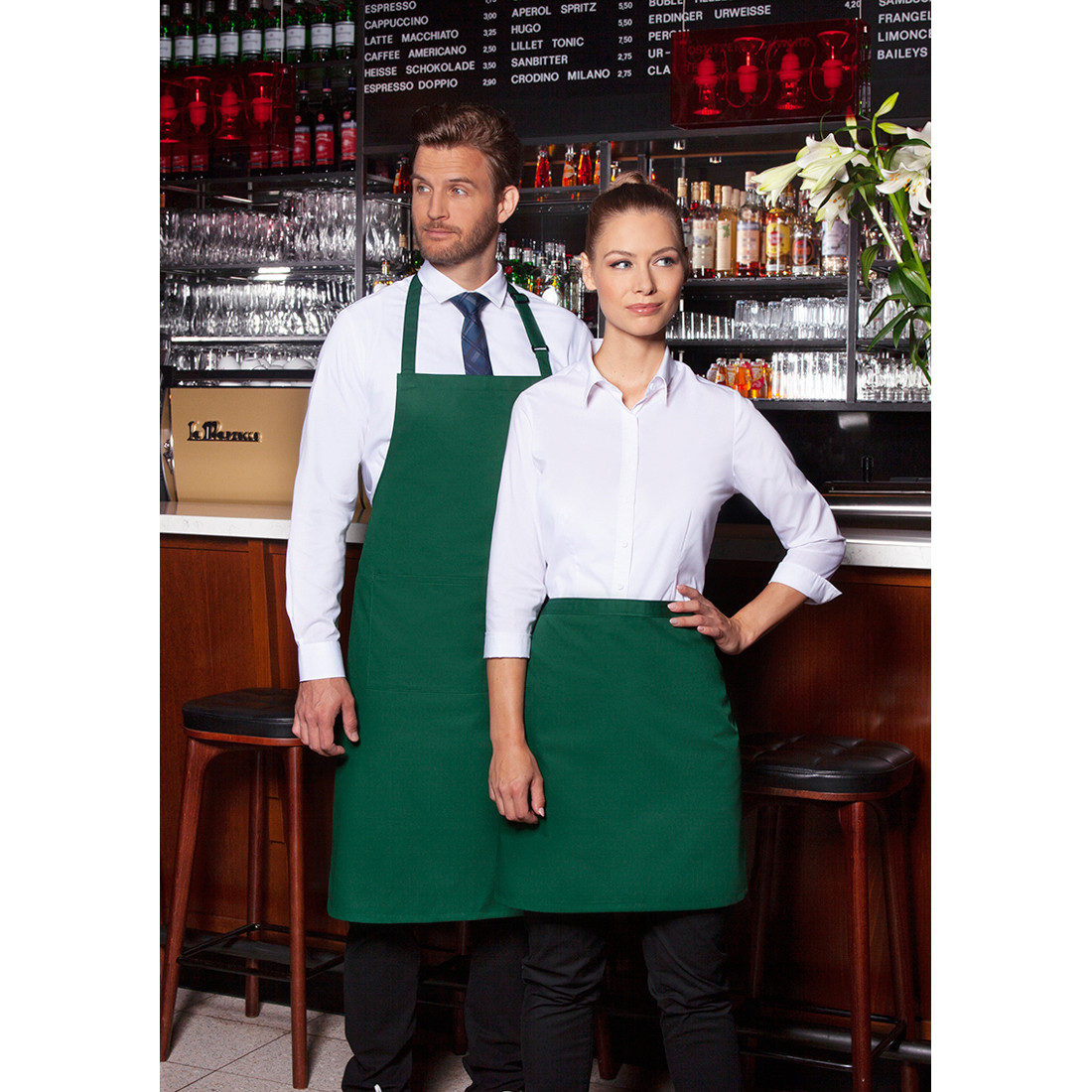 Tablier à bavette Basic avec boucle et poche - Les vêtements de protection Tablier à bavette Basic avec boucle et poche - Les vêtements de protection
