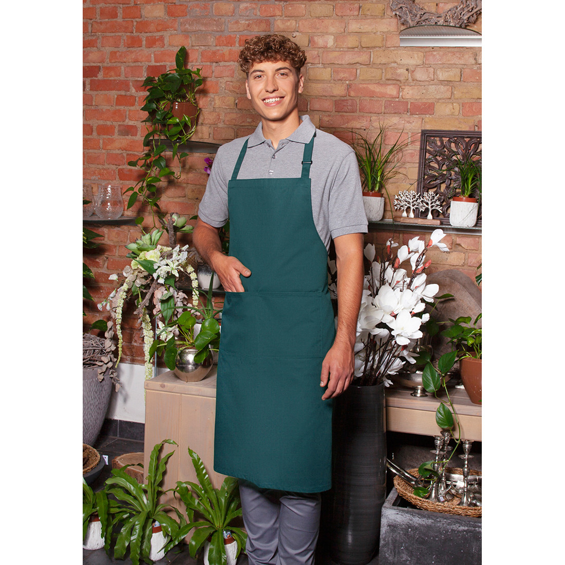 Tablier à bavette Basic avec boucle et poche - Les vêtements de protection Tablier à bavette Basic avec boucle et poche - Les vêtements de protection