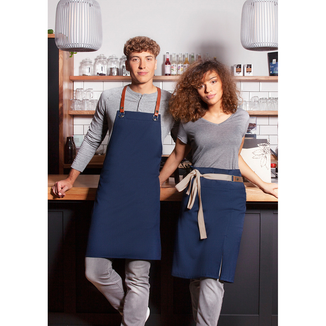 Tablier à bavette Green-Generation, en matériau durable , polyester recyclé - Les vêtements de protection Tablier à bavette Green-Generation, en matériau durable , polyester recyclé - Les vêtements de protection