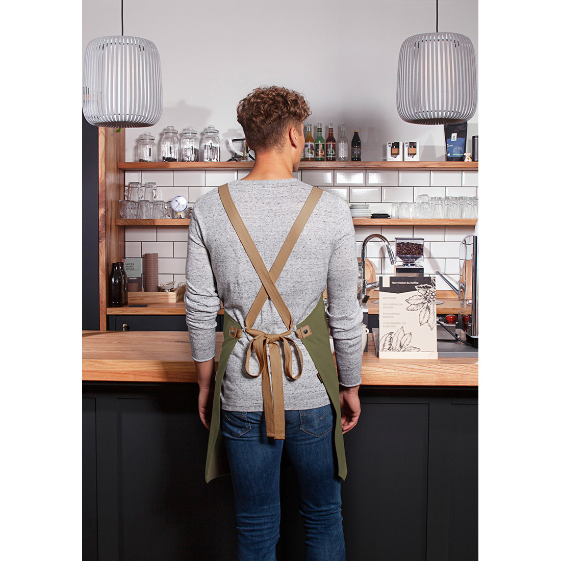 Tablier à bavette Urban-Look avec bretelles croisées et poche - Les vêtements de protection Tablier à bavette Urban-Look avec bretelles croisées et poche - Les vêtements de protection