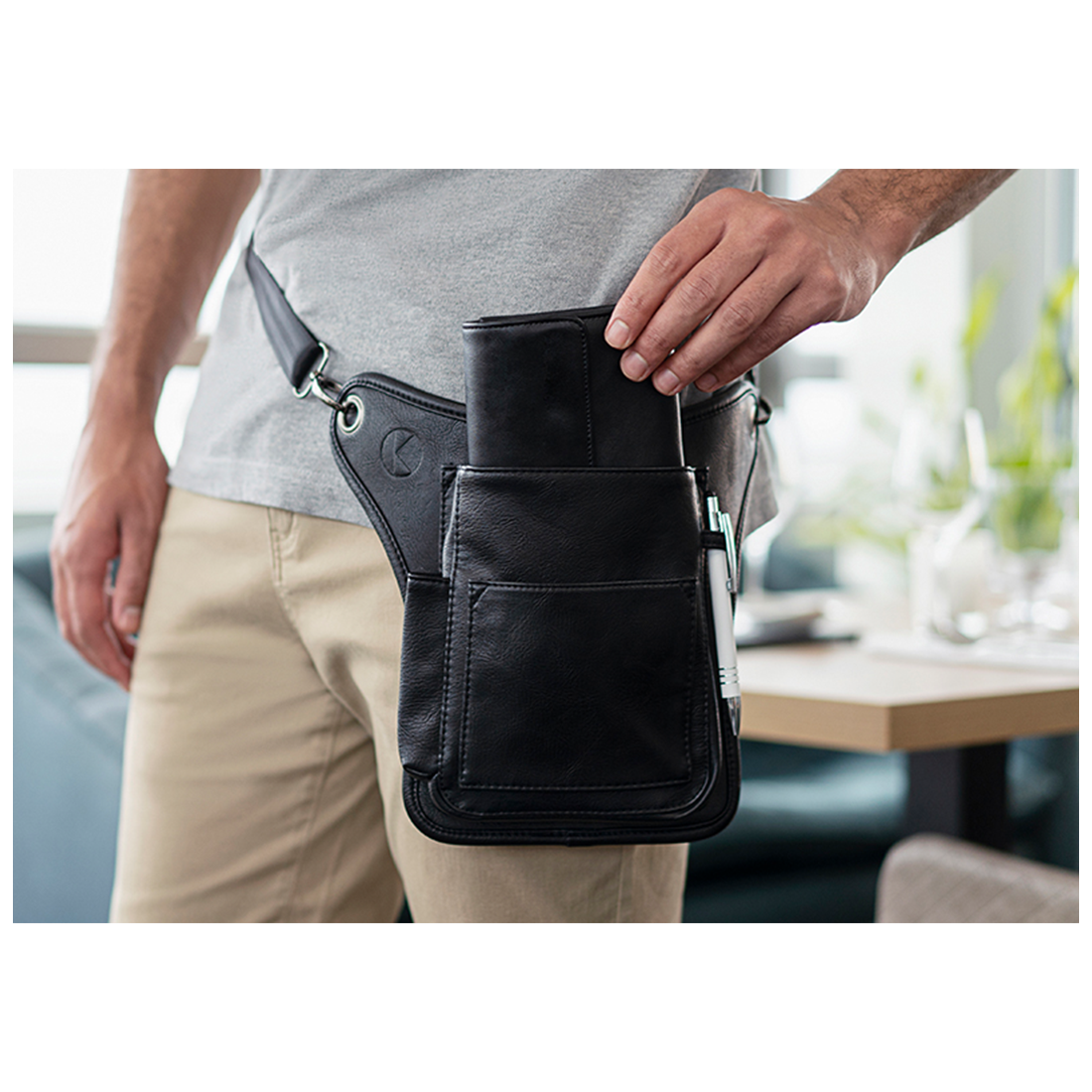 Borseta ospatar de mari dimensiuni, cu ham integrat pentru curea - Imbracaminte de protectie Borseta ospatar de mari dimensiuni, cu ham integrat pentru curea - Imbracaminte de protectie