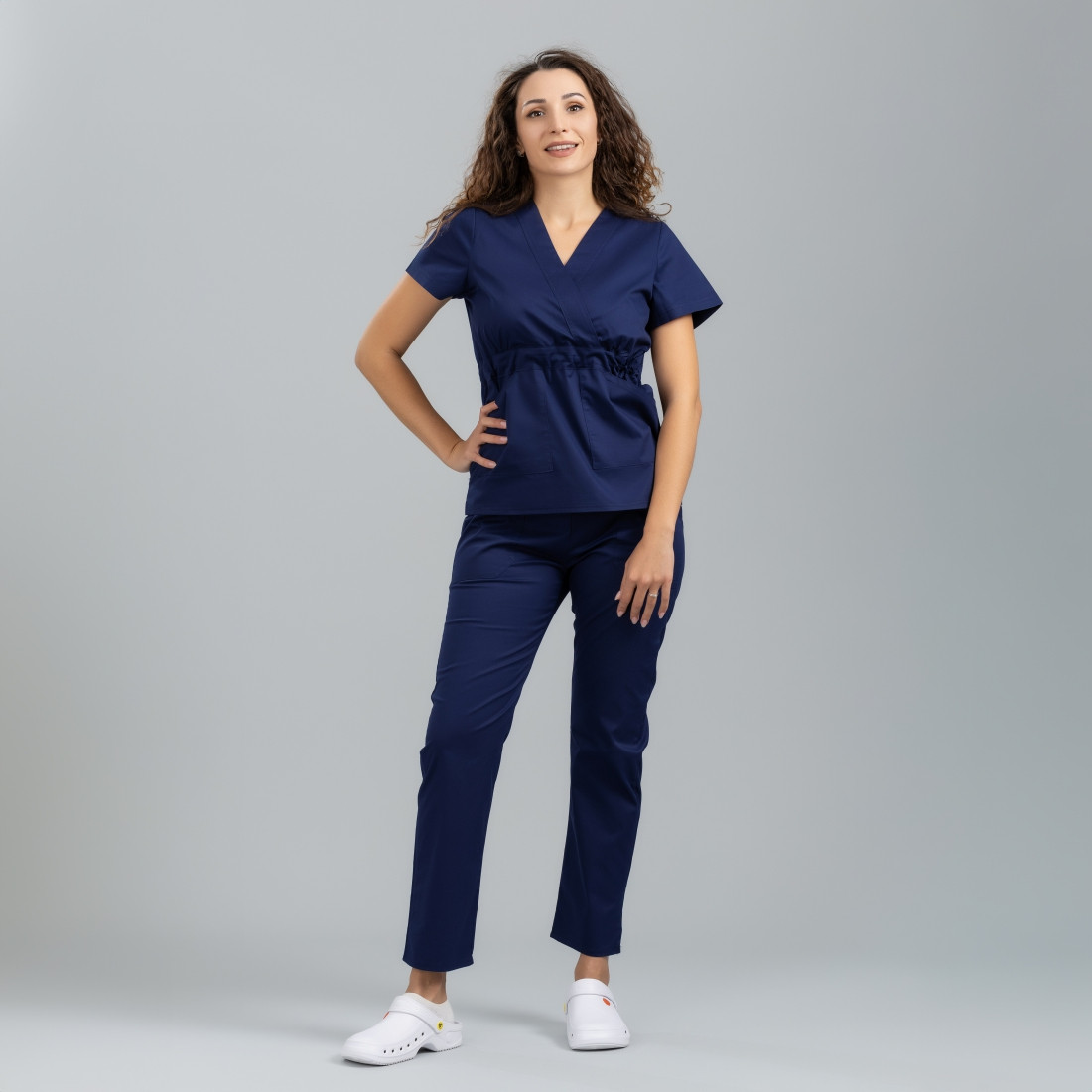 Costum medical dama KIMONO - Imbracaminte de protectie Costum medical dama KIMONO - Imbracaminte de protectie