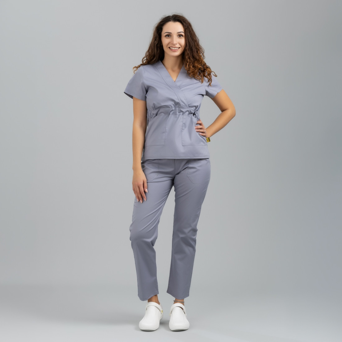 Costum medical dama KIMONO - Imbracaminte de protectie Costum medical dama KIMONO - Imbracaminte de protectie