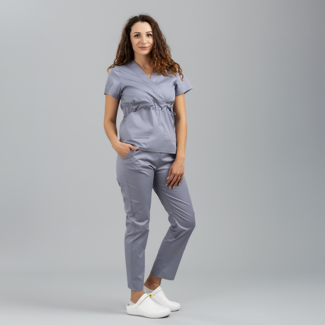 Costum medical dama KIMONO - Imbracaminte de protectie Costum medical dama KIMONO - Imbracaminte de protectie