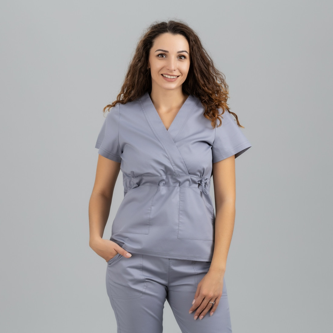 Costum medical dama KIMONO - Imbracaminte de protectie Costum medical dama KIMONO - Imbracaminte de protectie