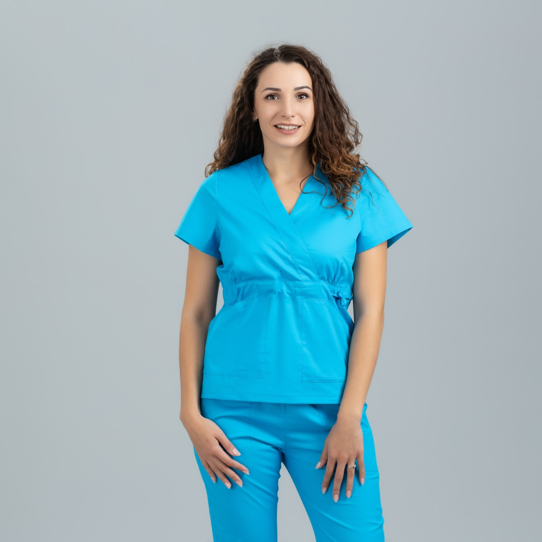 Costum medical dama KIMONO - Imbracaminte de protectie Costum medical dama KIMONO - Imbracaminte de protectie