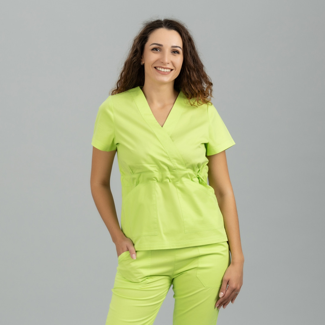 Costum medical dama KIMONO - Imbracaminte de protectie Costum medical dama KIMONO - Imbracaminte de protectie