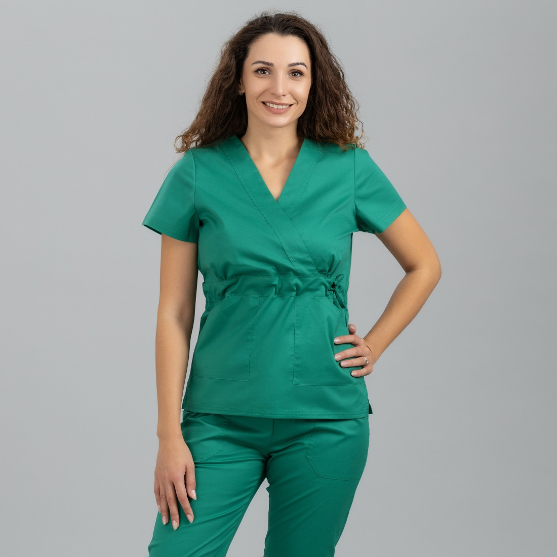Costum medical dama KIMONO - Imbracaminte de protectie Costum medical dama KIMONO - Imbracaminte de protectie