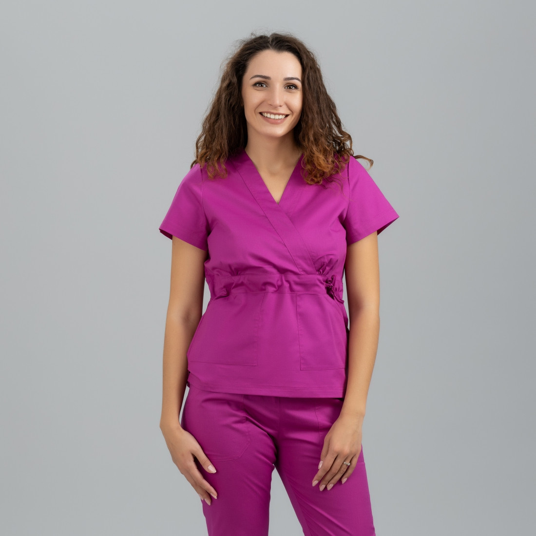 Costum medical dama KIMONO - Imbracaminte de protectie Costum medical dama KIMONO - Imbracaminte de protectie