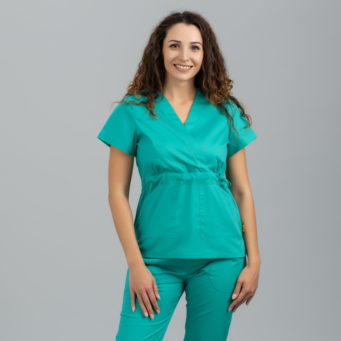Costum medical dama KIMONO - Imbracaminte de protectie Costum medical dama KIMONO - Imbracaminte de protectie