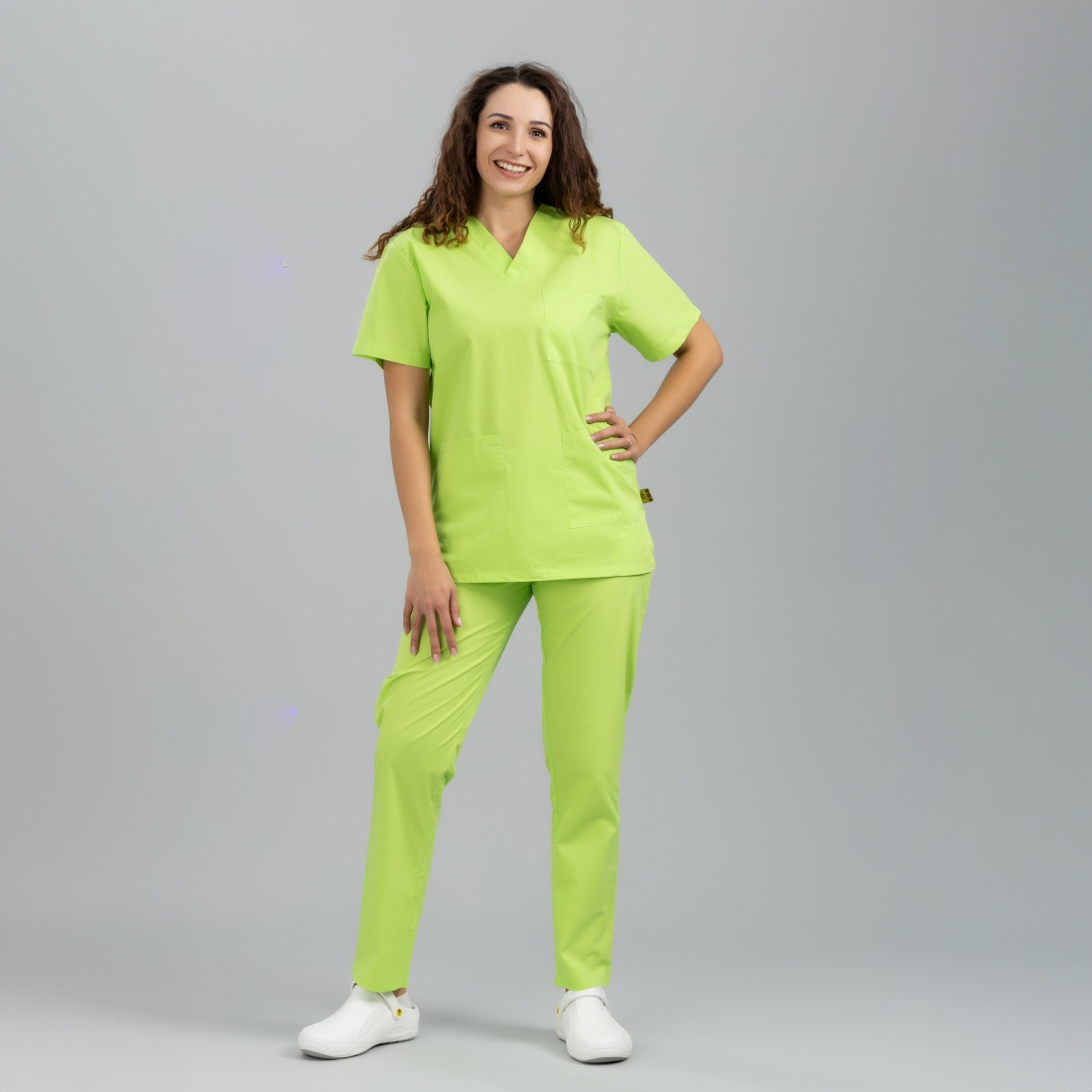 Costum medical unisex 115 gr BENETO - Imbracaminte de protectie Costum medical unisex 115 gr BENETO - Imbracaminte de protectie