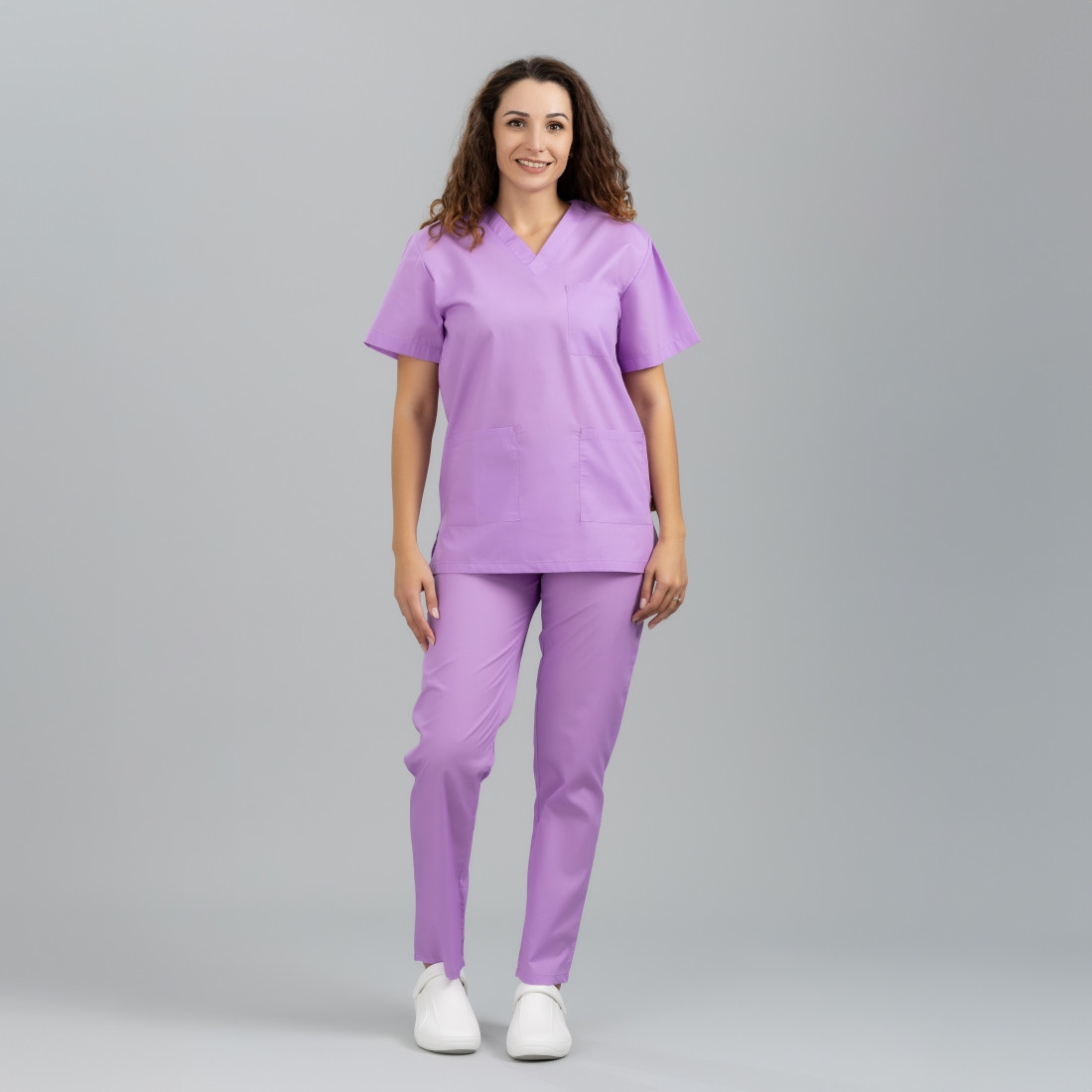 Costum medical unisex 115 gr BENETO - Imbracaminte de protectie Costum medical unisex 115 gr BENETO - Imbracaminte de protectie
