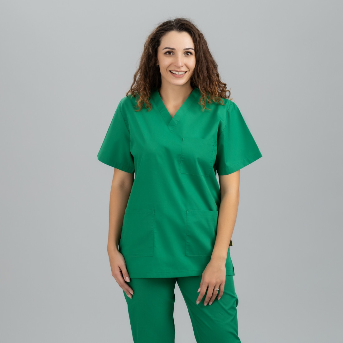 Costum medical unisex 115 gr BENETO - Imbracaminte de protectie Costum medical unisex 115 gr BENETO - Imbracaminte de protectie