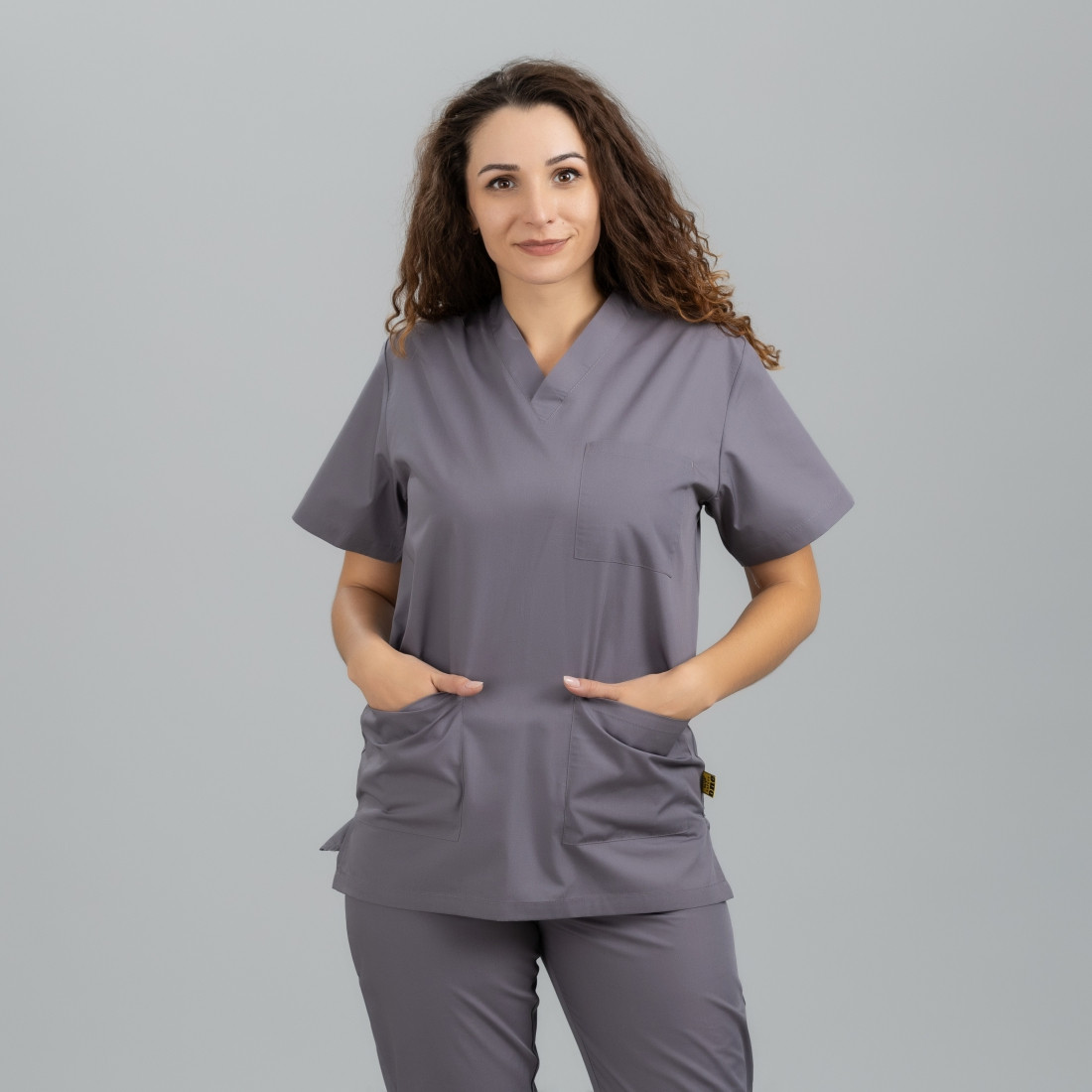 Costum medical unisex 115 gr BENETO - Imbracaminte de protectie Costum medical unisex 115 gr BENETO - Imbracaminte de protectie
