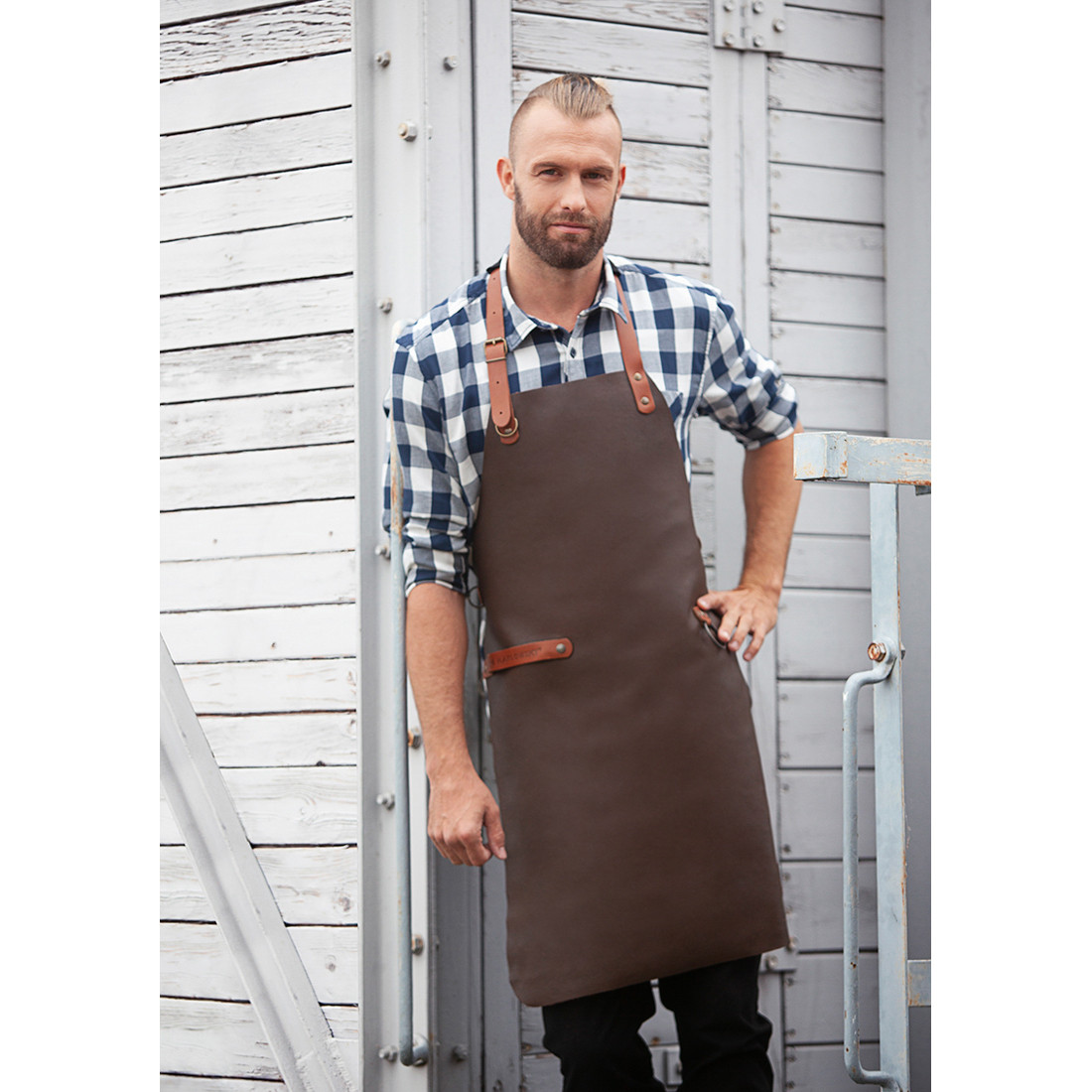 Sort cu pieptar din piele - Imbracaminte de protectie Sort cu pieptar din piele - Imbracaminte de protectie
