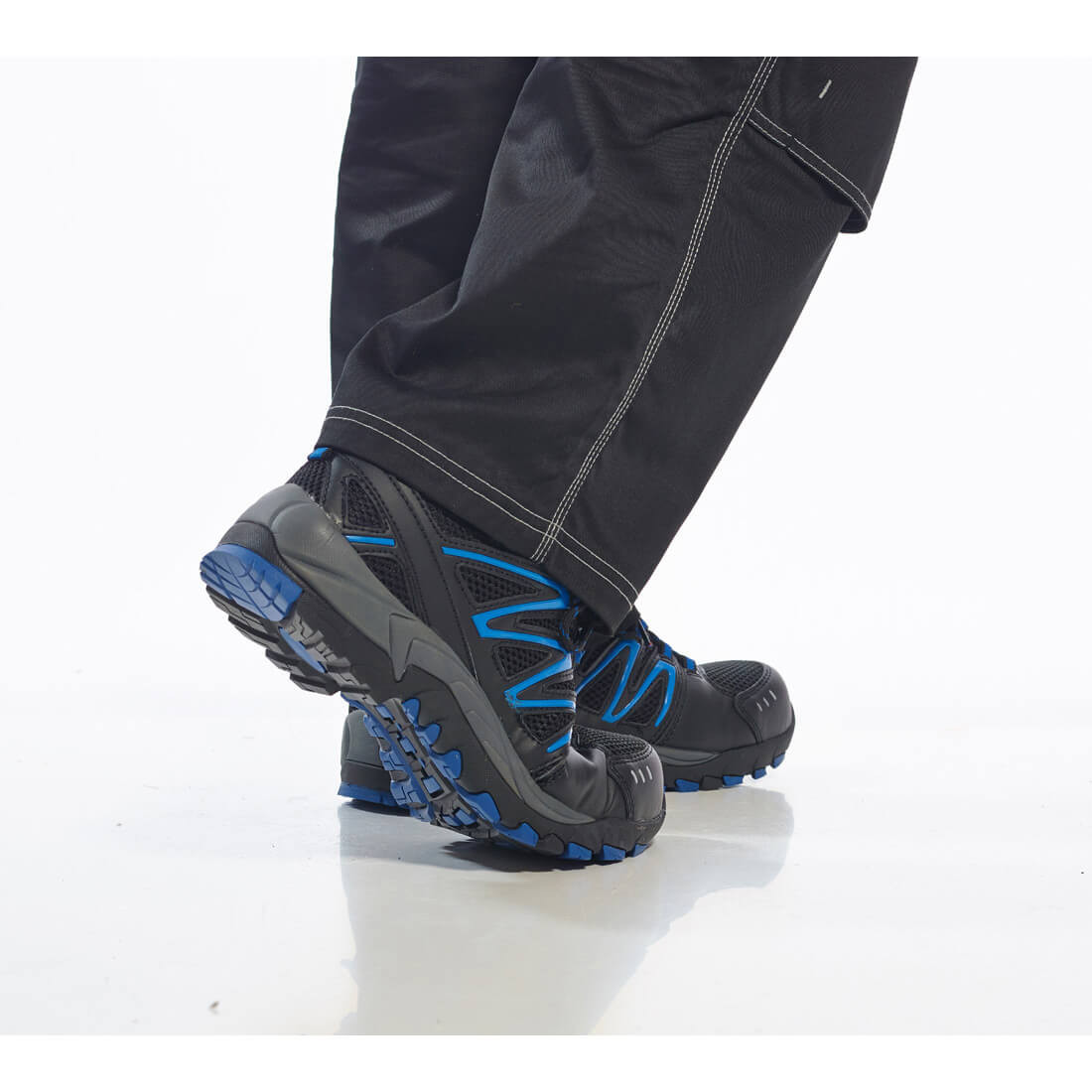 Compositelite™ Vistula Trainer S1P - Footwear