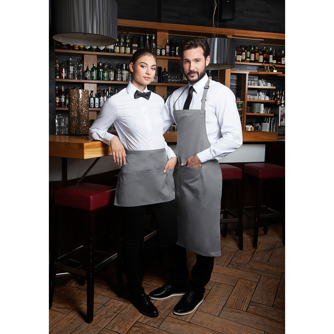 Tablier à bavette Basic avec boucle et poche - Les vêtements de protection Tablier à bavette Basic avec boucle et poche - Les vêtements de protection