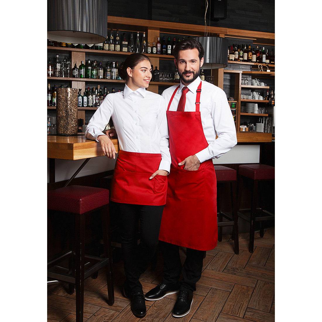 Tablier à bavette Basic avec boucle et poche - Les vêtements de protection Tablier à bavette Basic avec boucle et poche - Les vêtements de protection